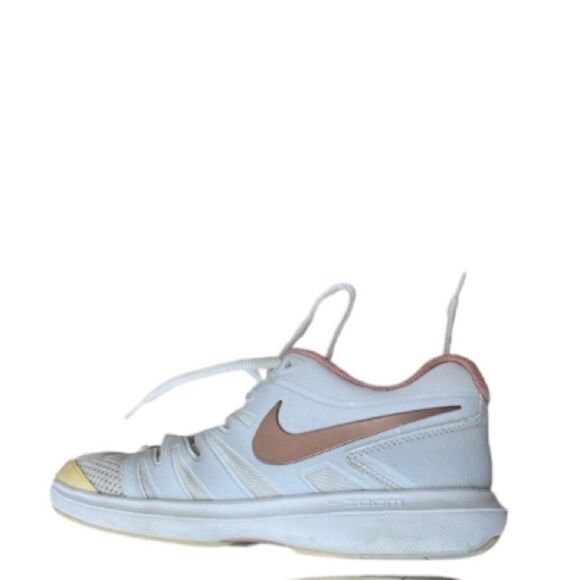 Nike Shoes - Nike Women Air Zoom Prestige Sneakers